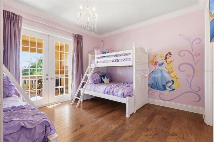 Image No.55-5 Bed Property for sale
