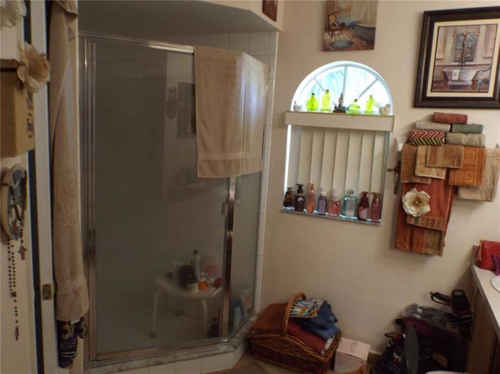 Image No.16-3 Bed Property for sale
