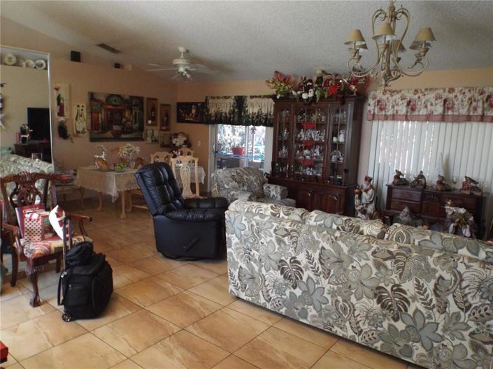 Image No.20-3 Bed Property for sale