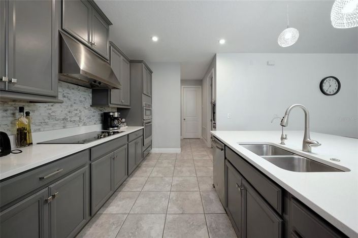 Image No.2-Propriété de 4 chambres à vendre à Kissimmee