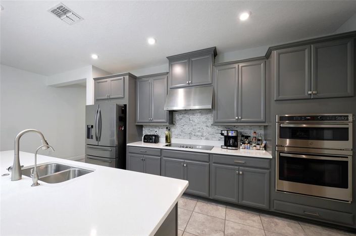 Image No.5-Propriété de 4 chambres à vendre à Kissimmee
