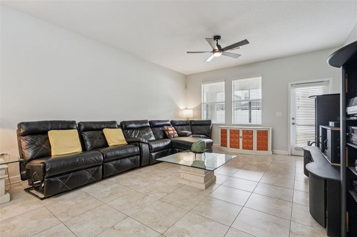 Image No.5-3 Bed Property for sale