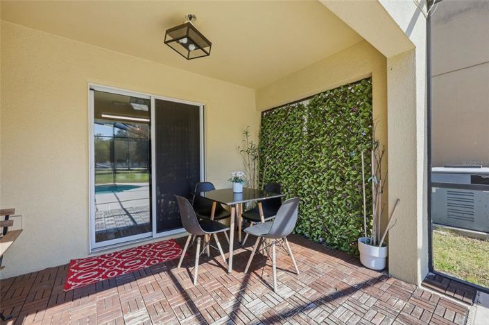 Image No.38-4 Bed Property for sale