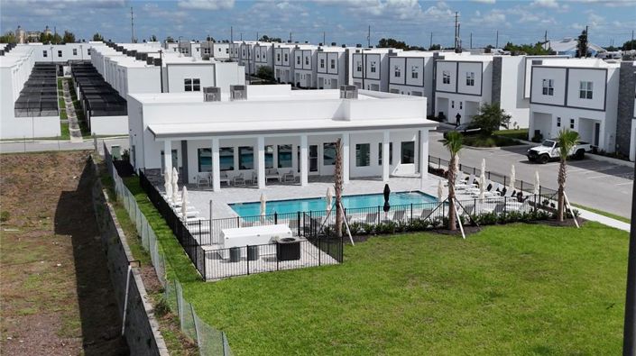 Image No.30-5 Bed Townhouse for sale