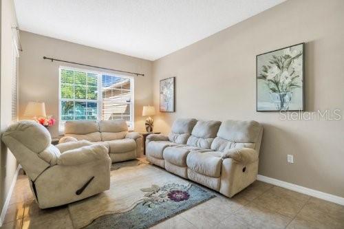 Image No.4-4 Bed Property for sale