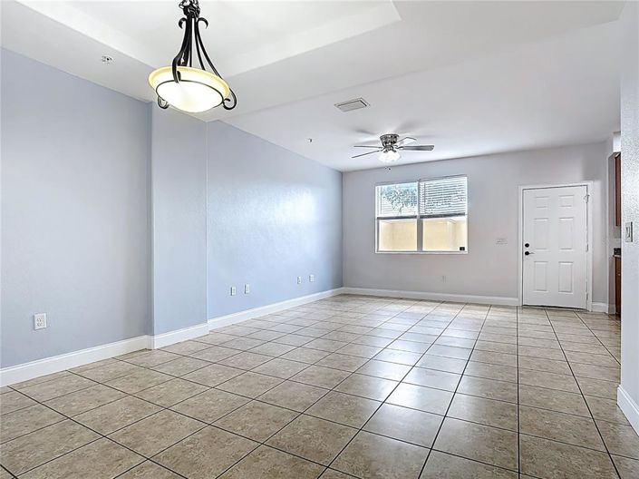 Image No.18-4 Bed Townhouse for sale