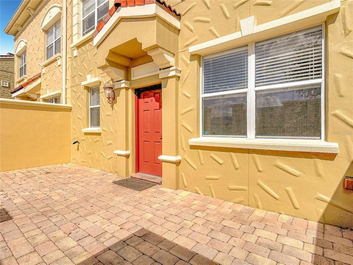 Image No.8-4 Bed Townhouse for sale