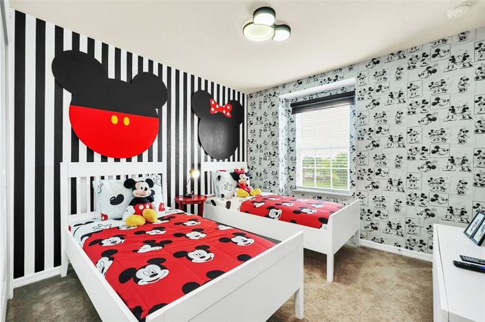 Image No.37-5 Bed Townhouse for sale