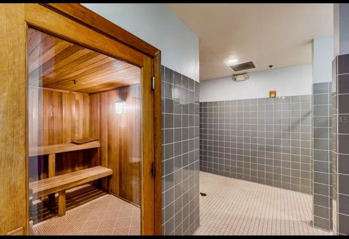Image No.5-3 Bed Property for sale