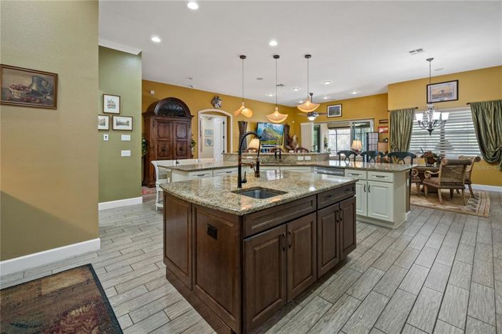 Image No.11-Propriété de 4 chambres à vendre à Kissimmee