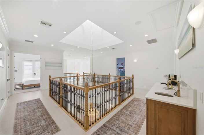 Image No.43-5 Bed Property for sale