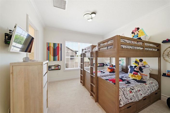 Image No.50-5 Bed Property for sale
