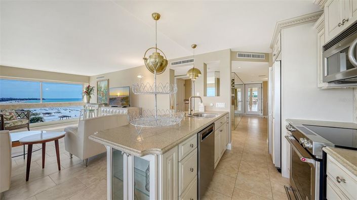 Image No.5-2 Bed Property for sale