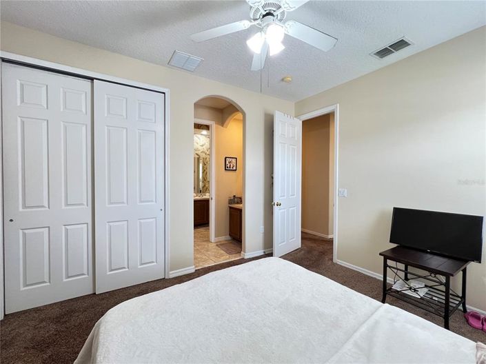 Image No.34-4 Bed Property for sale