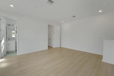 fa005713