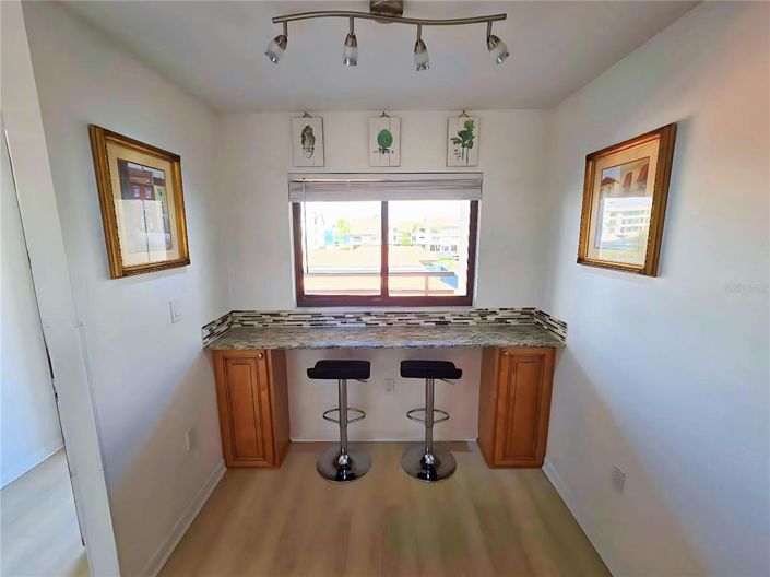Image No.20-2 Bed Property for sale