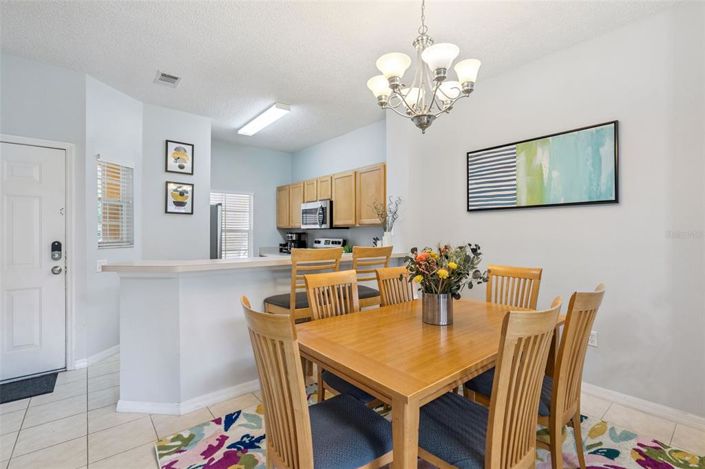 Image No.6-3 Bed Townhouse for sale