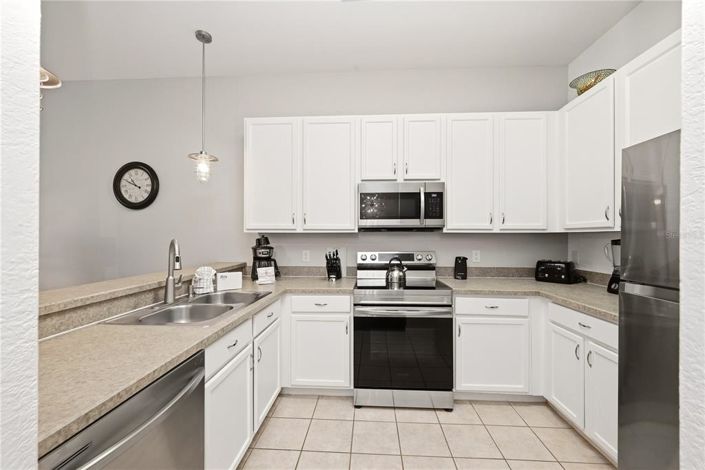 Image No.21-3 Bed Property for sale