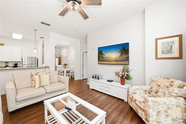 Image No.3-3 Bed Property for sale