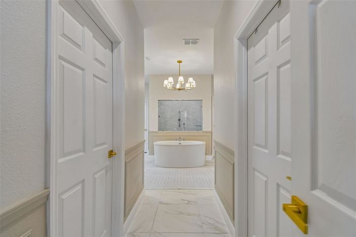 Image No.34-5 Bed Property for sale