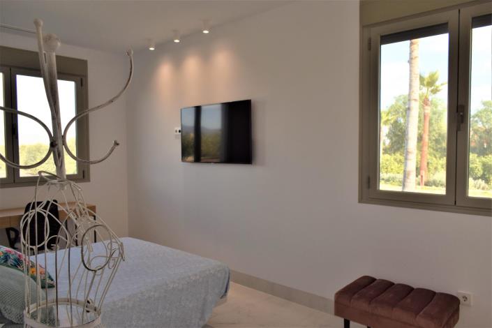 Image No.18-5 Bed Villa for sale