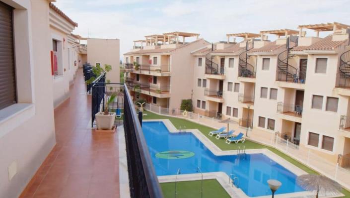 Image No.8-2 Bed Apartment for sale