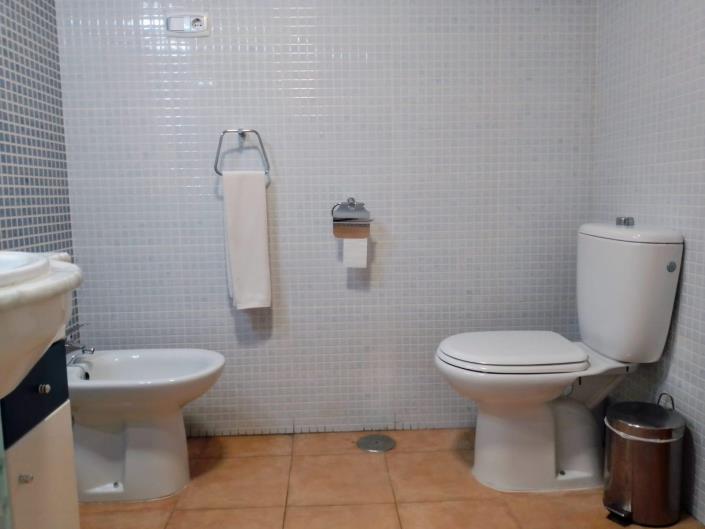 Image No.21-2 Bed Apartment for sale