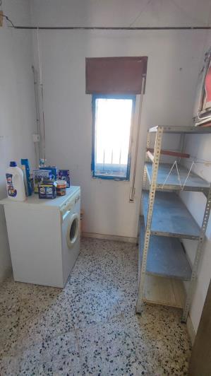 Image No.12-4 Bed House for sale