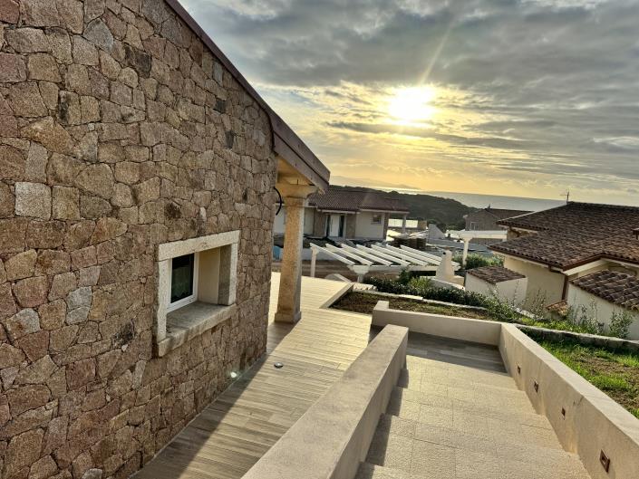 Image No.4-2 Bed Villa for sale