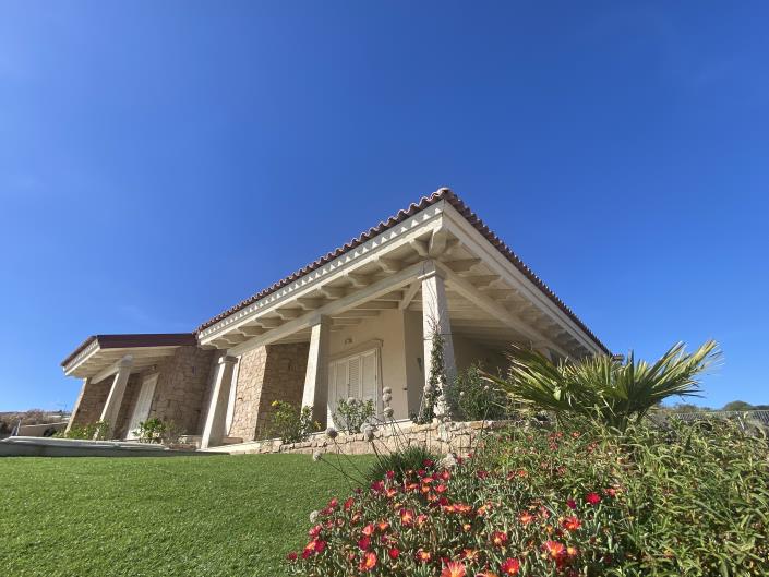 Image No.37-2 Bed Villa for sale