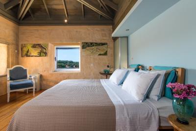 BedroomA-top-floor