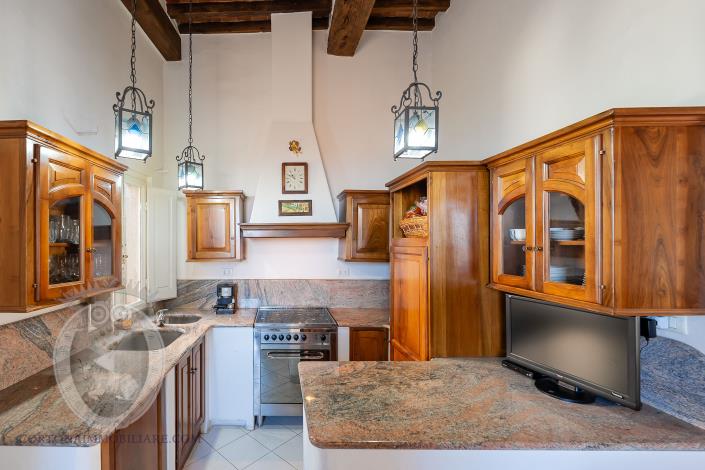Image No.18-3 Bed Apartment for sale
