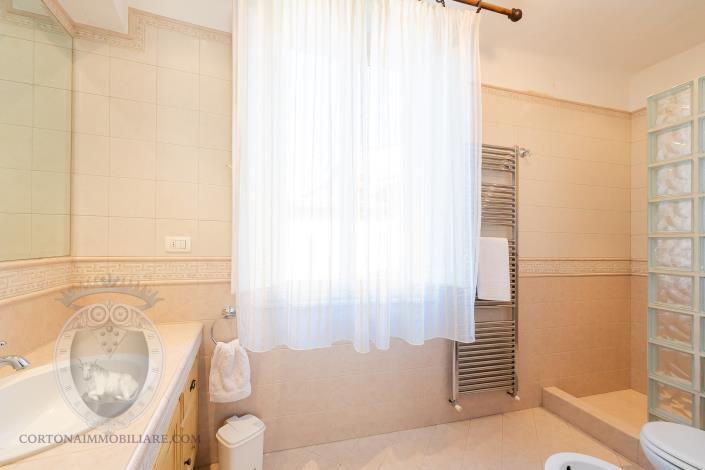 Image No.26-3 Bed Apartment for sale