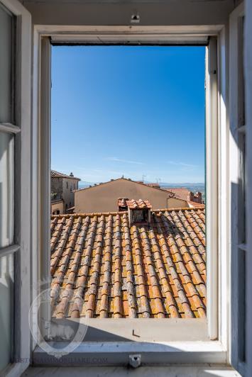Image No.31-3 Bed Apartment for sale