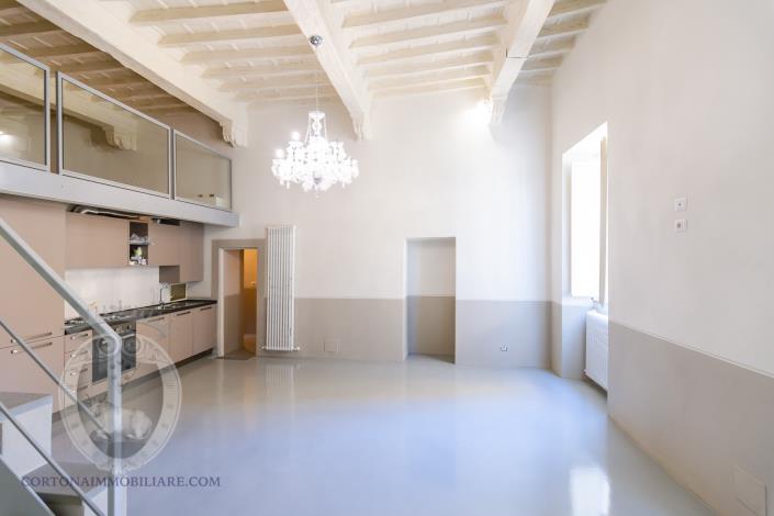 Image No.10-2 Bed Apartment for sale