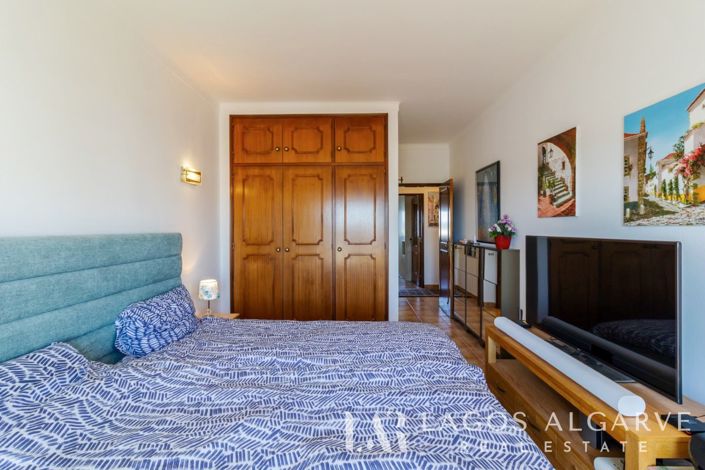 Image No.17-2 Bed Apartment for sale