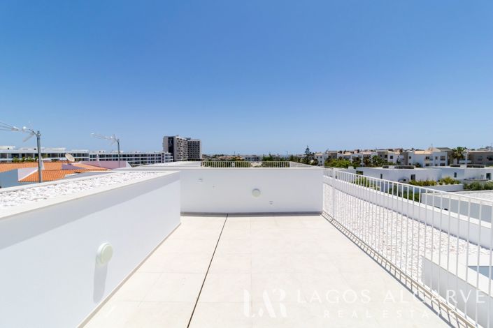 Image No.37-3 Bed Villa for sale