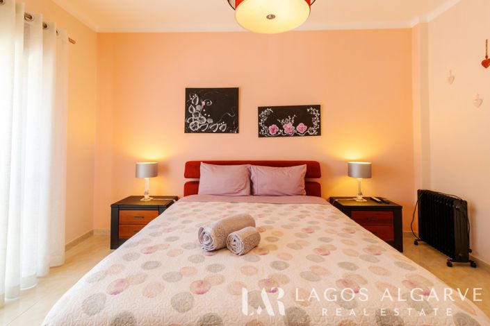 Image No.22-3 Bed Apartment for sale