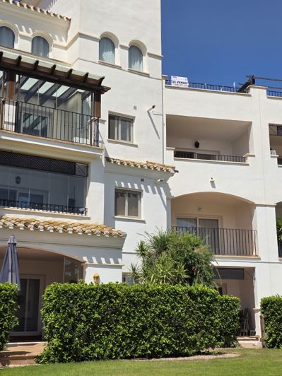 Image No.15-2 Bed Property for sale