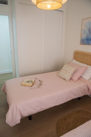 Image No.22-3 Bed Property for sale