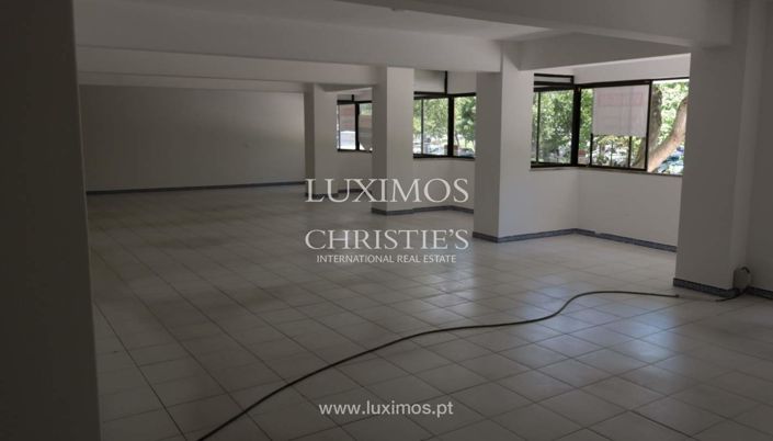 Image No.3-Comercial en venta