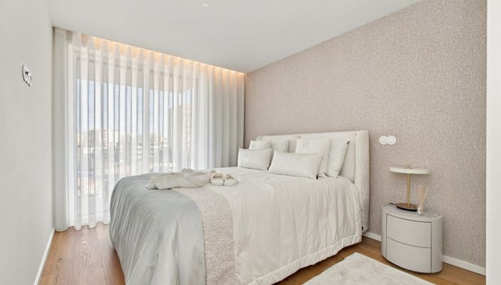 Image No.13-2 Bed Apartment for sale