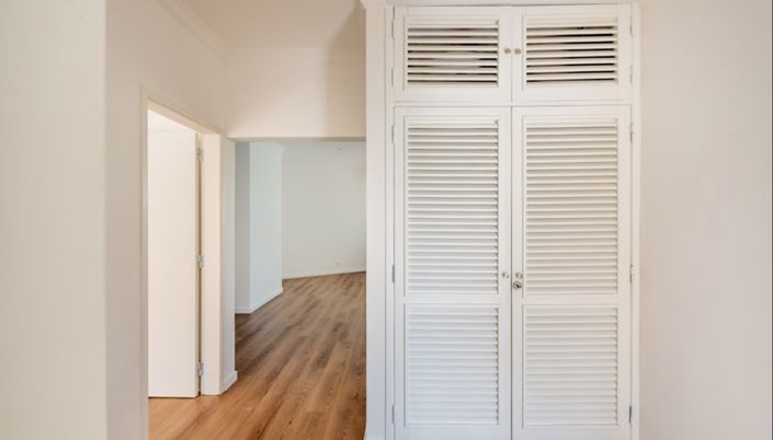 Image No.8-3 Bed Apartment for sale