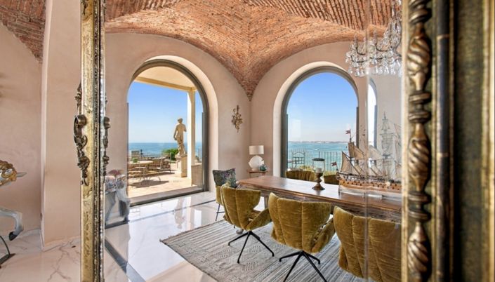Image No.24-7 Bed Villa for sale