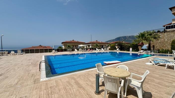 Image No.13-2 Bed Apartment for sale