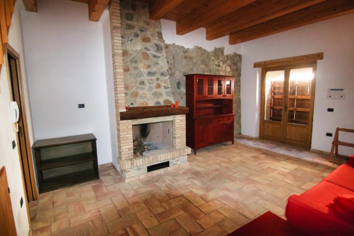Image No.50-2 Bed Apartment for sale
