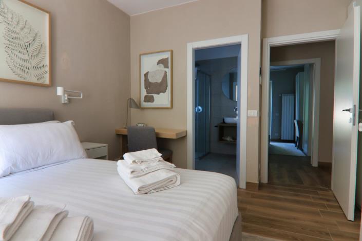 Image No.40-6 Bed Villa for sale