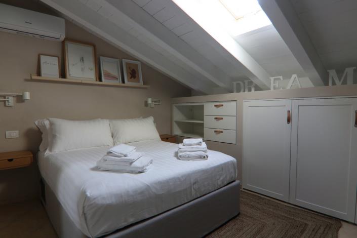 Image No.58-6 Bed Villa for sale