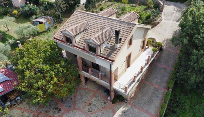 Image No.12-3 Bed Villa for sale
