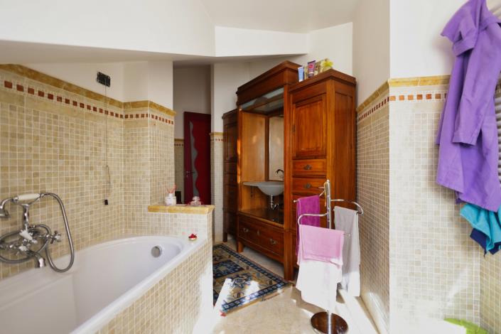 Image No.43-3 Bed Villa for sale